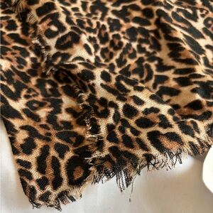 Leopard Print Light Weight Scarf